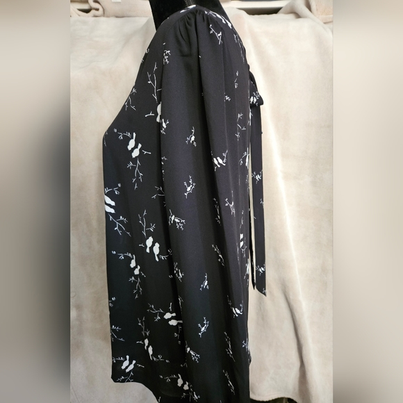 LOFT Blouse - Picture 2 of 8